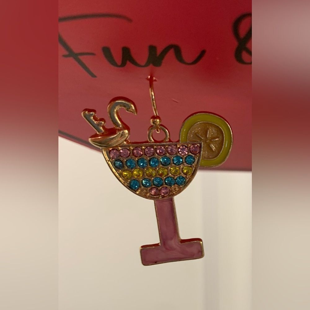 Fun & Sun Cocktail Earrings - Picture 4 of 4